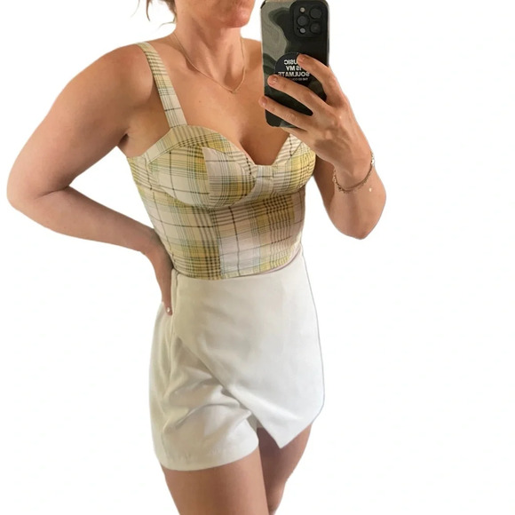 Twine and String Women Yellow Green White Plaid Shirt Size Medium Sleeveless - Picture 4 of 6